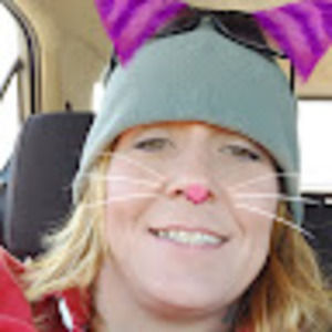 Meet your Posher, Holly